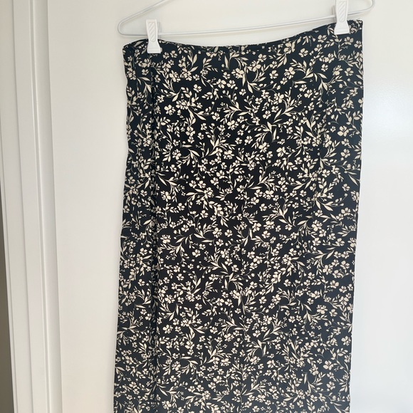 Ownley floral maxi skirt - Picture 4 of 5